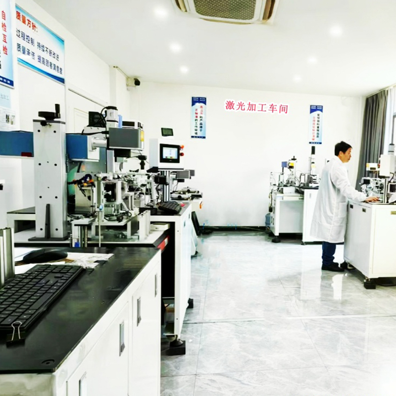 อุปกรณ์การประมวลผลพรุนด้วยเลเซอร์ที่มีความแม่นยำ